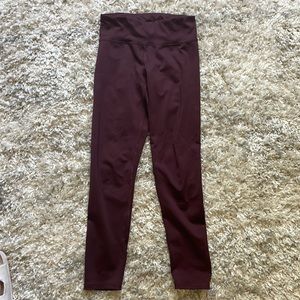 Girl’s athletic leggings